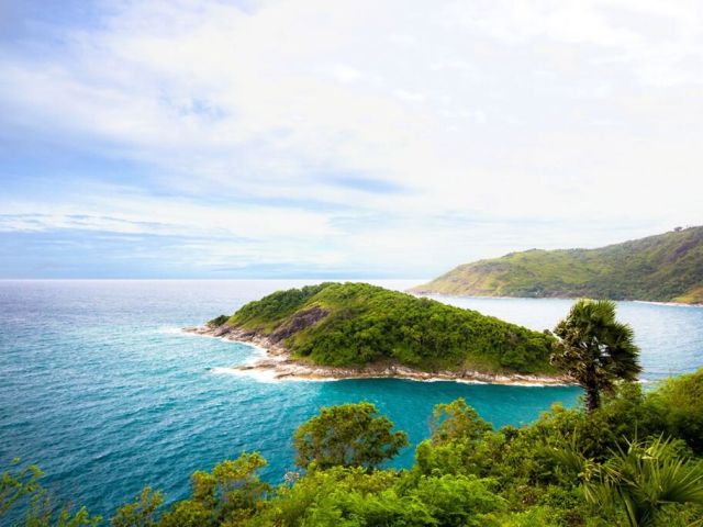 Vizesiz Maldivler & Singapur & Phuket Turu Qatar Hava Yolları İle 8 Gece (MLE-HKT)