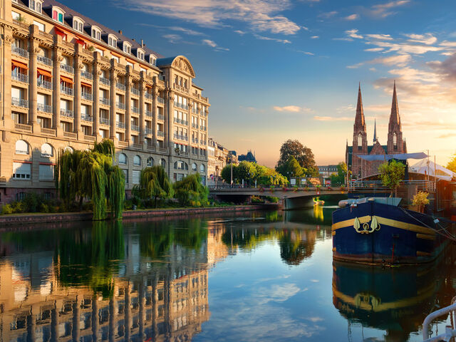 Comfort Benelüx & Paris & Alsace & İsviçre Turu Ajet Hava Yolları İle 7 Gece (Tüm Turlar Dahil) (BSL-AMS)