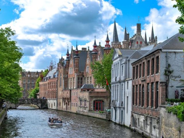 Adana Çıkışlı Maxi Benelüx & Paris & Alsace Turu Sun Express Hava Yolları İle 8 Gece (DUS-DUS)