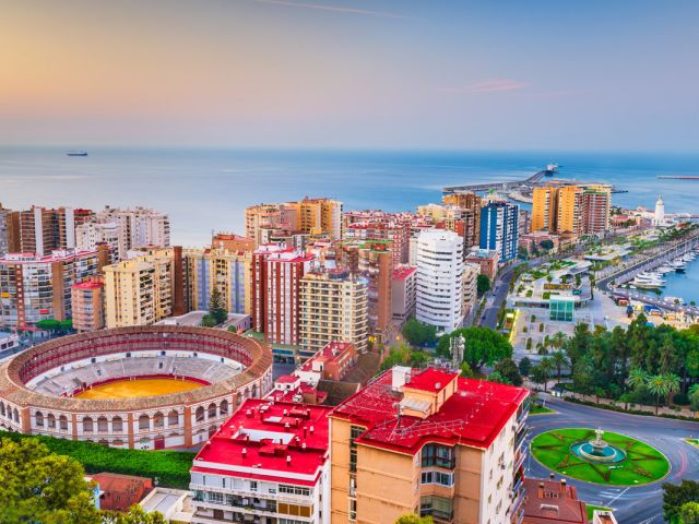 Maxi Portekiz Turu Ajet Hava Yolları İle 4 Gece (LEN-SCQ)