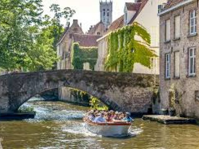 Kurban Bayramı Özel Maxi Benelüx & Paris & Alsace Turu Türk Hava Yolları İle 7 Gece (AMS-BSL)