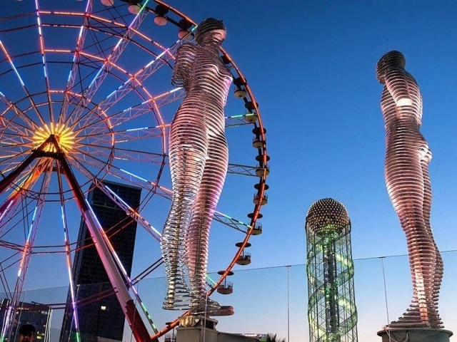 Kurban Bayramı Özel İkonik Uçaklı Kafkaslar'dan Karadeniz’e Turu 4 Gece Konaklamalı (İstanbul Çıkışlı)