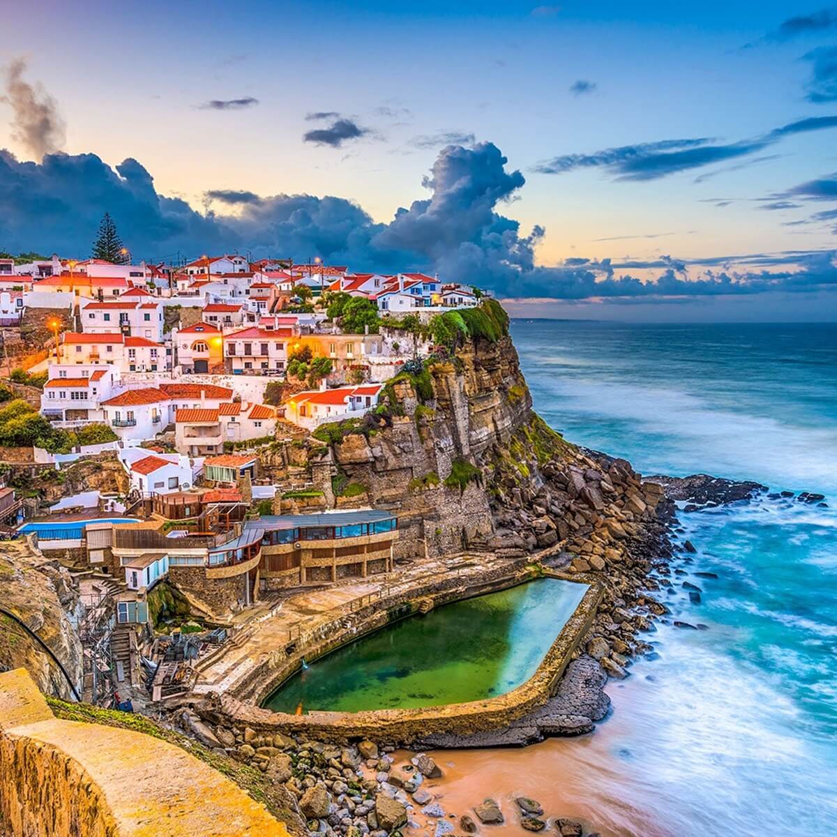 Maxi Portekiz Turu Ajet Hava Yolları İle 4 Gece (LEN-SCQ)