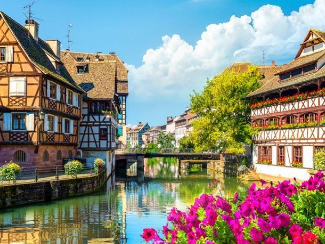 Adana Çıkışlı Maxi Benelüx & Paris & Alsace Turu SunExpress Hava Yolları İle 7 Gece (DUS-DUS)